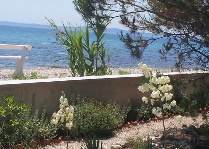 Camp Sita 홀리데이파크 비르